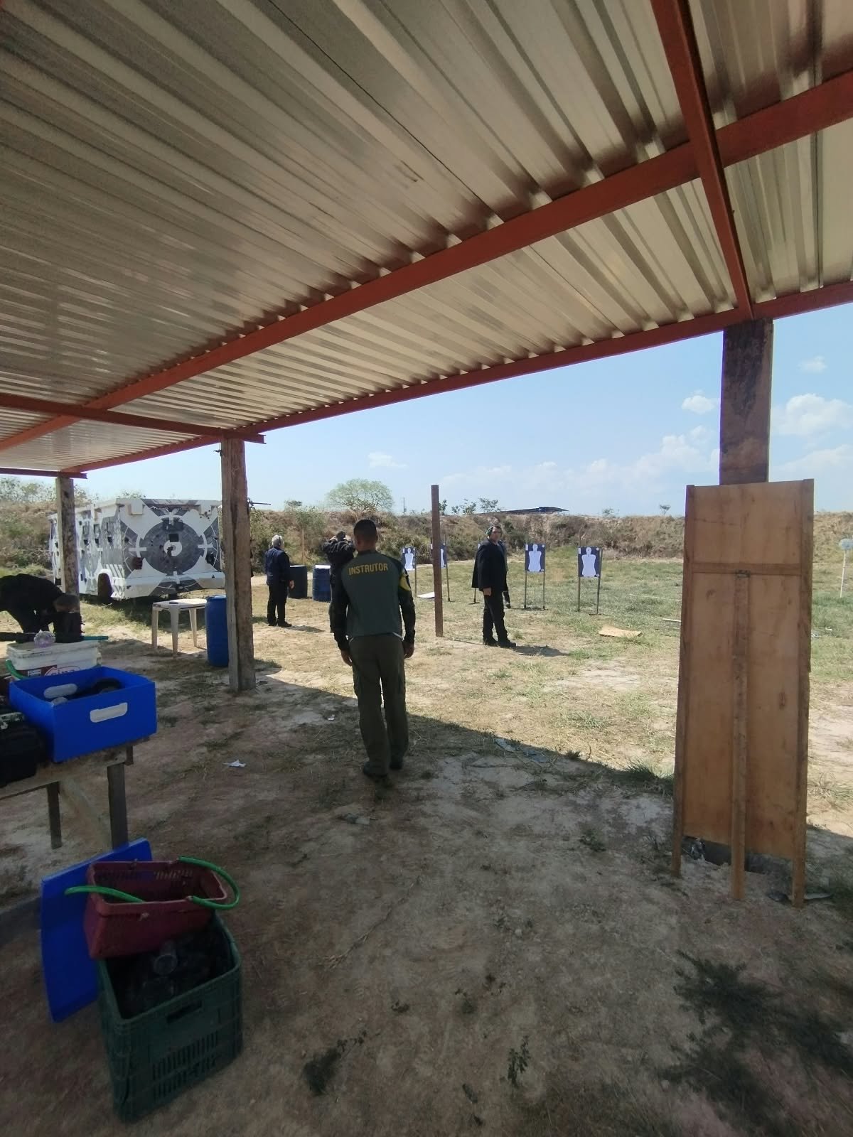 Treinamento e preparação em segurança